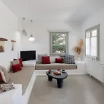 Halcyon Suites&villas Naxos Apartahotel Agios Thaleleos