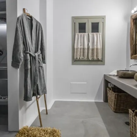 Halcyon Suites And Villas Naxos Aparthotel