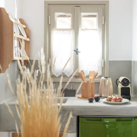 Halcyon Suites And Villas Naxos 4*