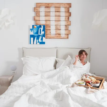 Halcyon Suites And Villas Naxos 4*