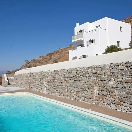 Halcyon Suites And Villas Naxos Aparthotel 4*