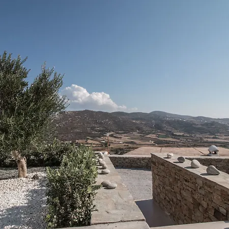 Halcyon Suites And Villas Naxos 4*